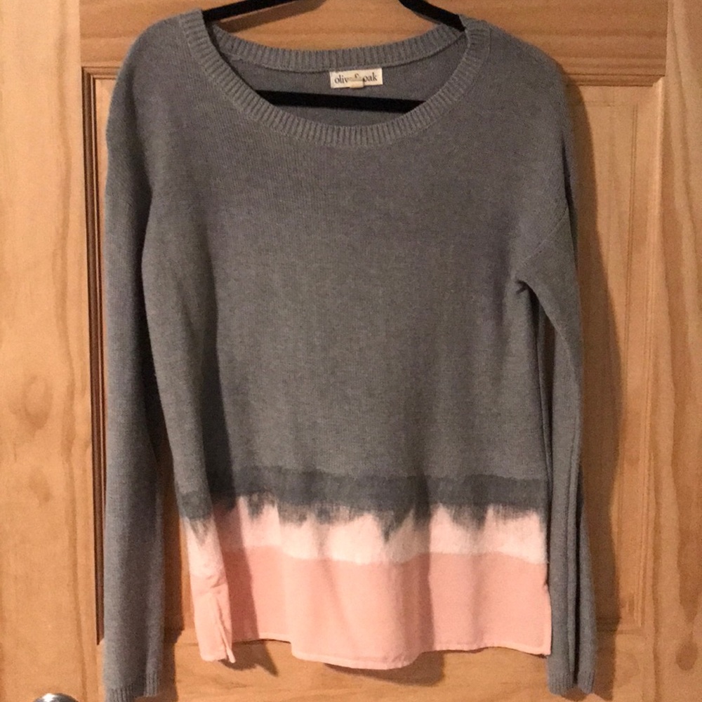 Gray/ pink layered sweater by Olive & Oak